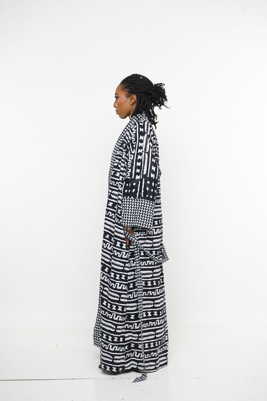 ‘Sanaa-Ndop’ Regal |Monochrome Houndstooth Maxi Kimono Robe