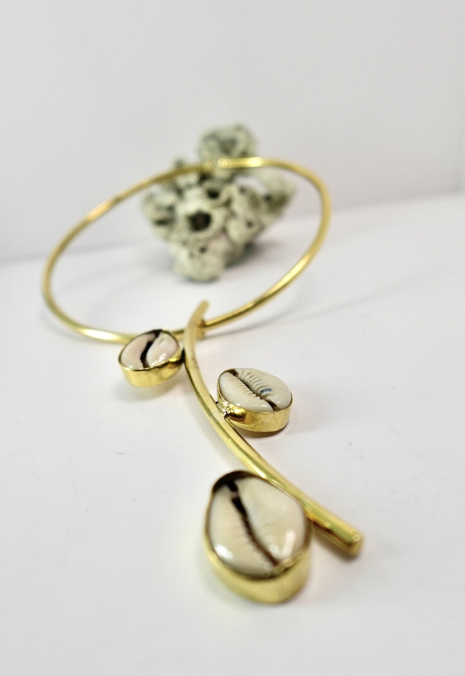 ‘Noraa’ Minimalist Cowrie Shell Choker
