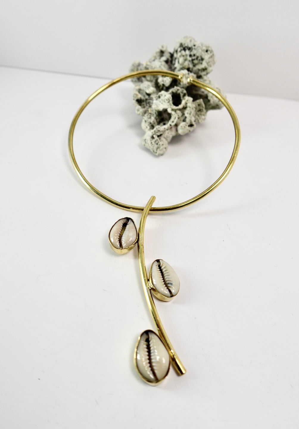 ‘Noraa’ Minimalist Cowrie Shell Choker