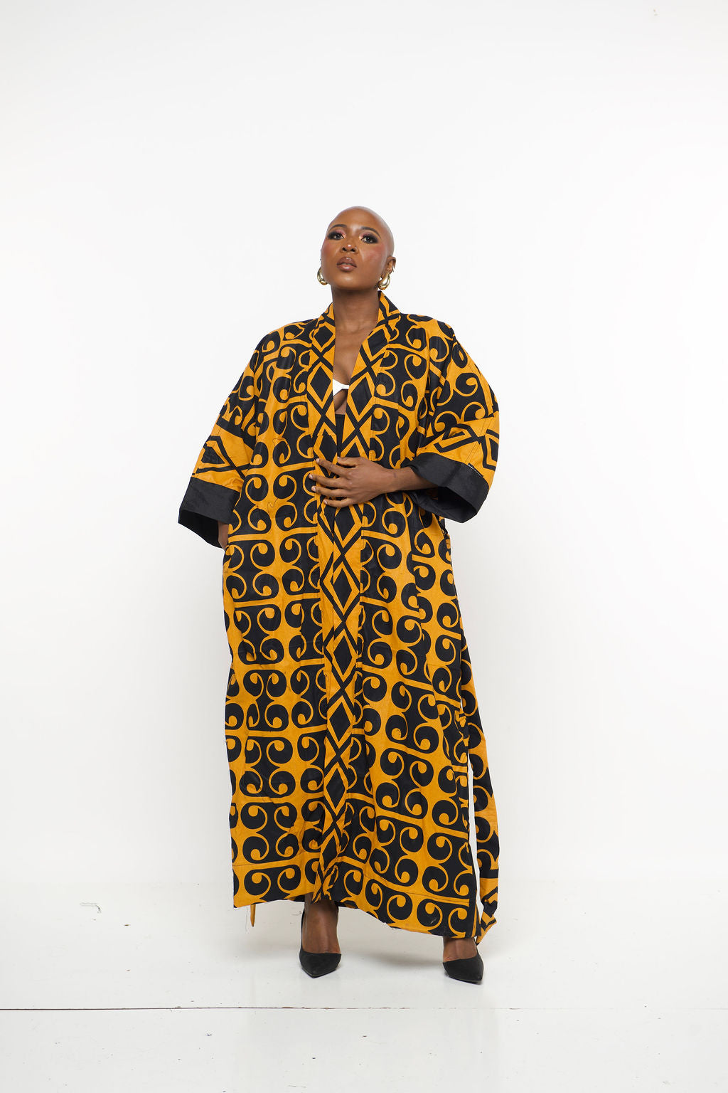 ‘Miya’ kimono Regal | Gold & Black African Print Maxi Kimono