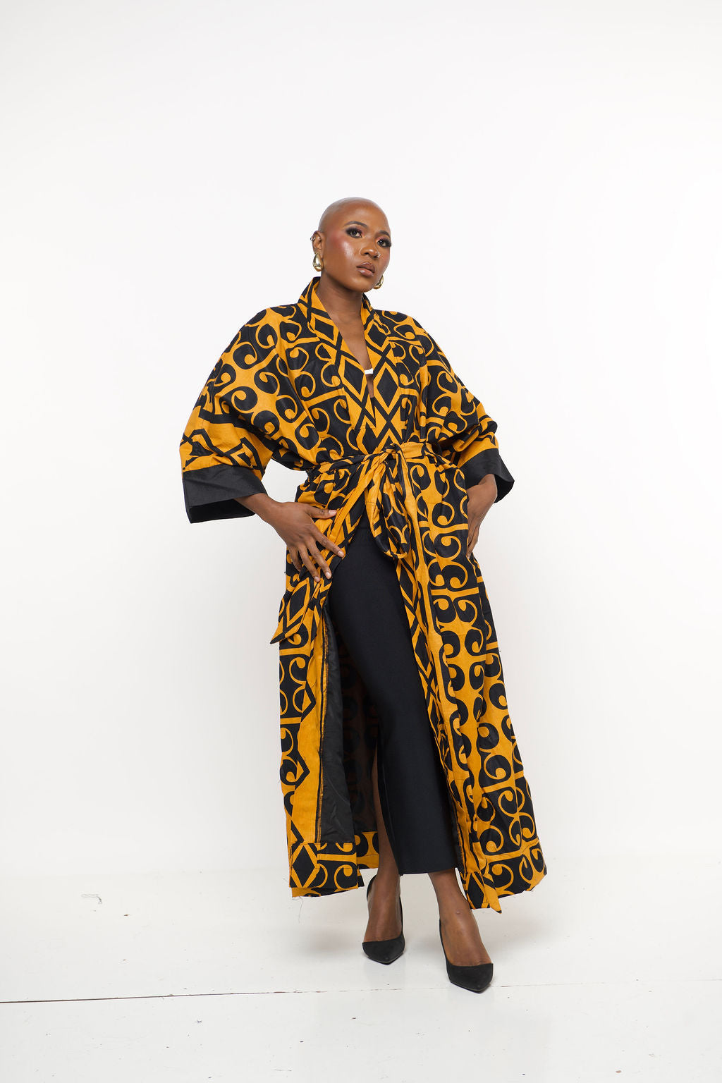 ‘Miya’ kimono Regal | Gold & Black African Print Maxi Kimono
