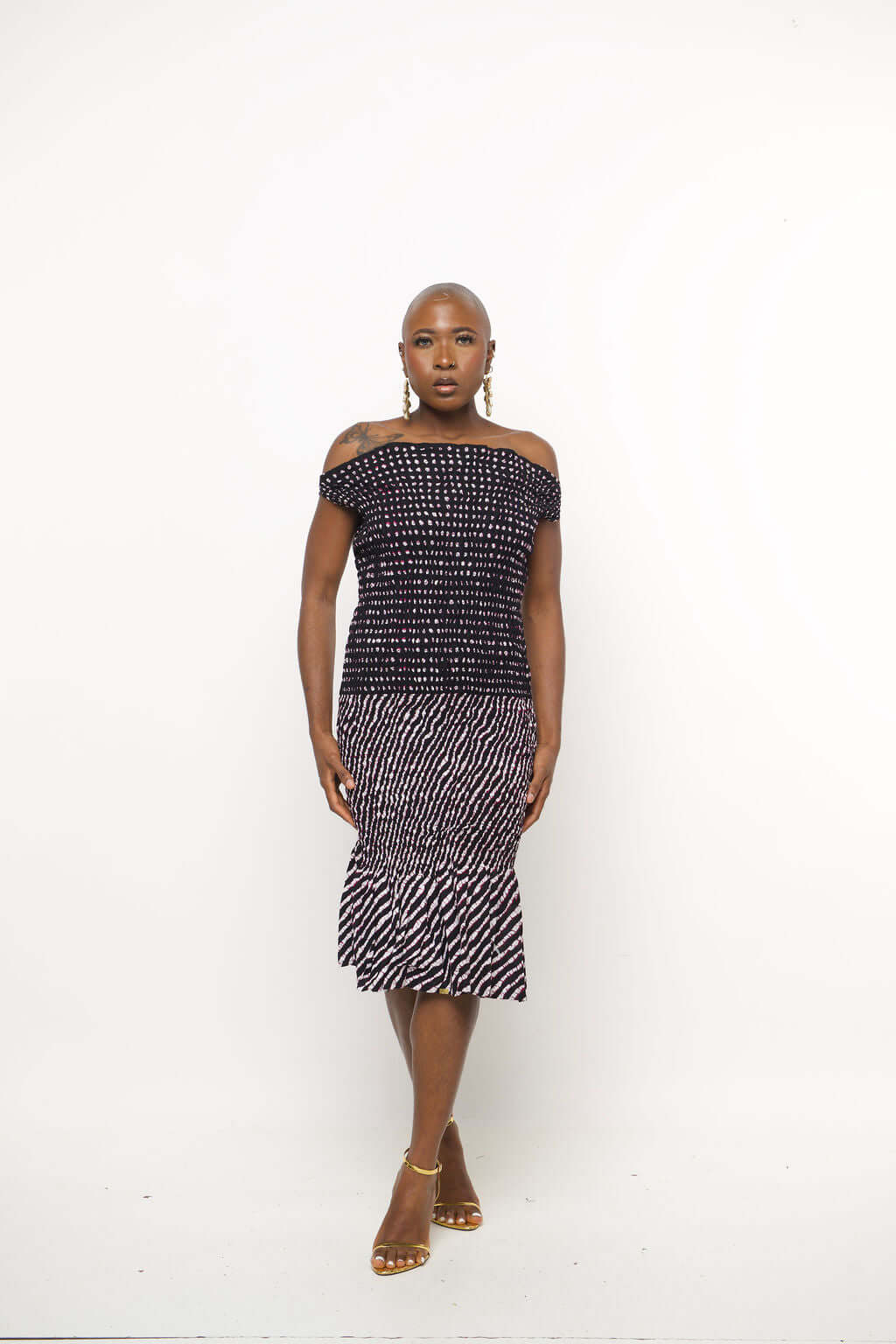 ‘Lilii’ Off-Shoulder Shirred African Print Midi Dress – Maison Aghaa