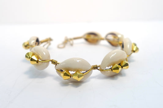 ‘Sanaa’ Handmade Wire-Wrapped Boho Bracelet