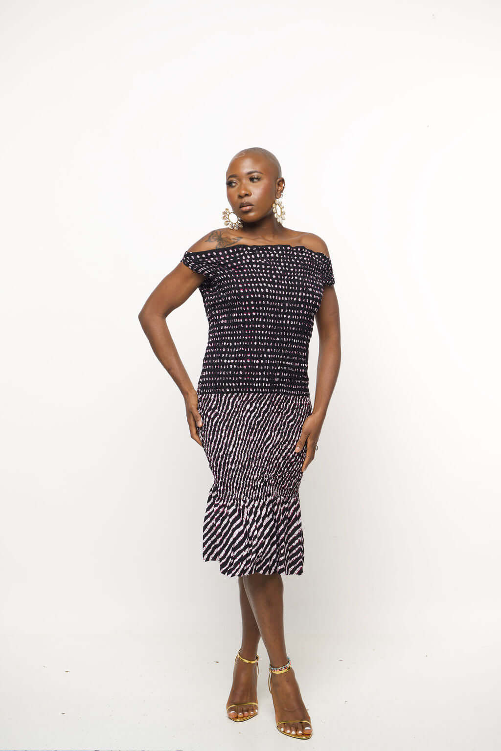‘Lilii’ Off-Shoulder Shirred African Print Midi Dress – Maison Aghaa