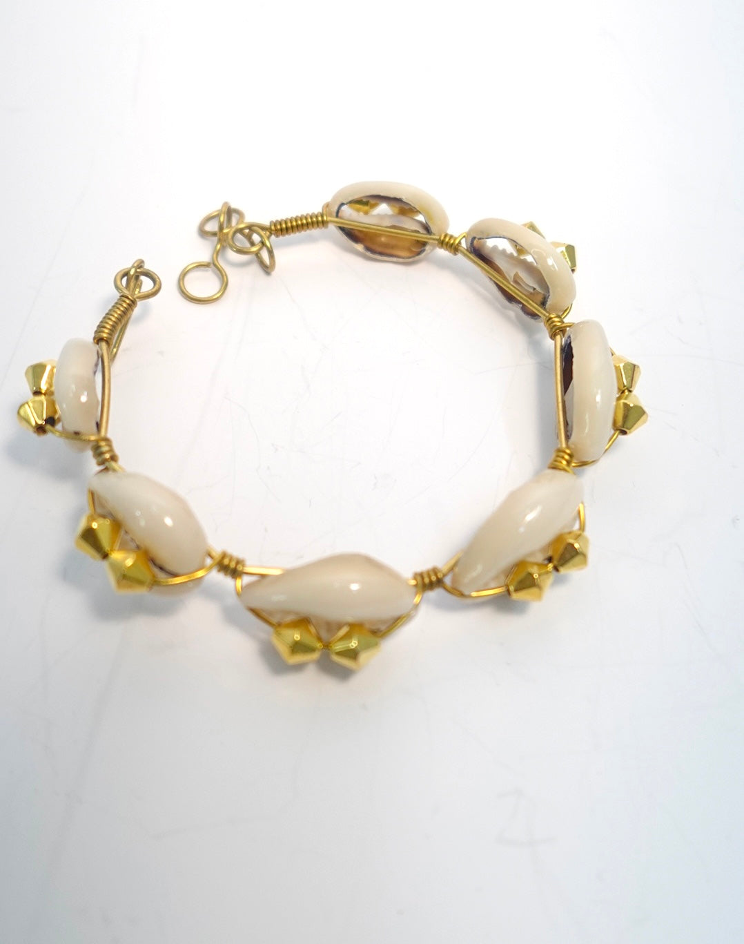 ‘Sanaa’ Handmade Wire-Wrapped Boho Bracelet
